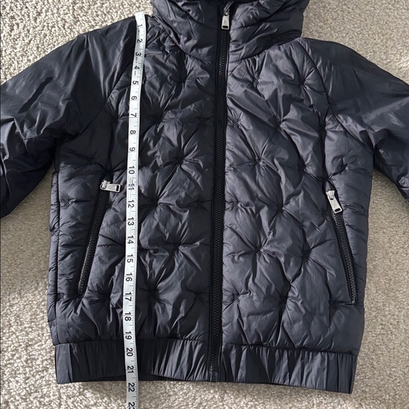 The North Face Kids Black Puffer Jacket Size 14-16 - Picture 5 of 6